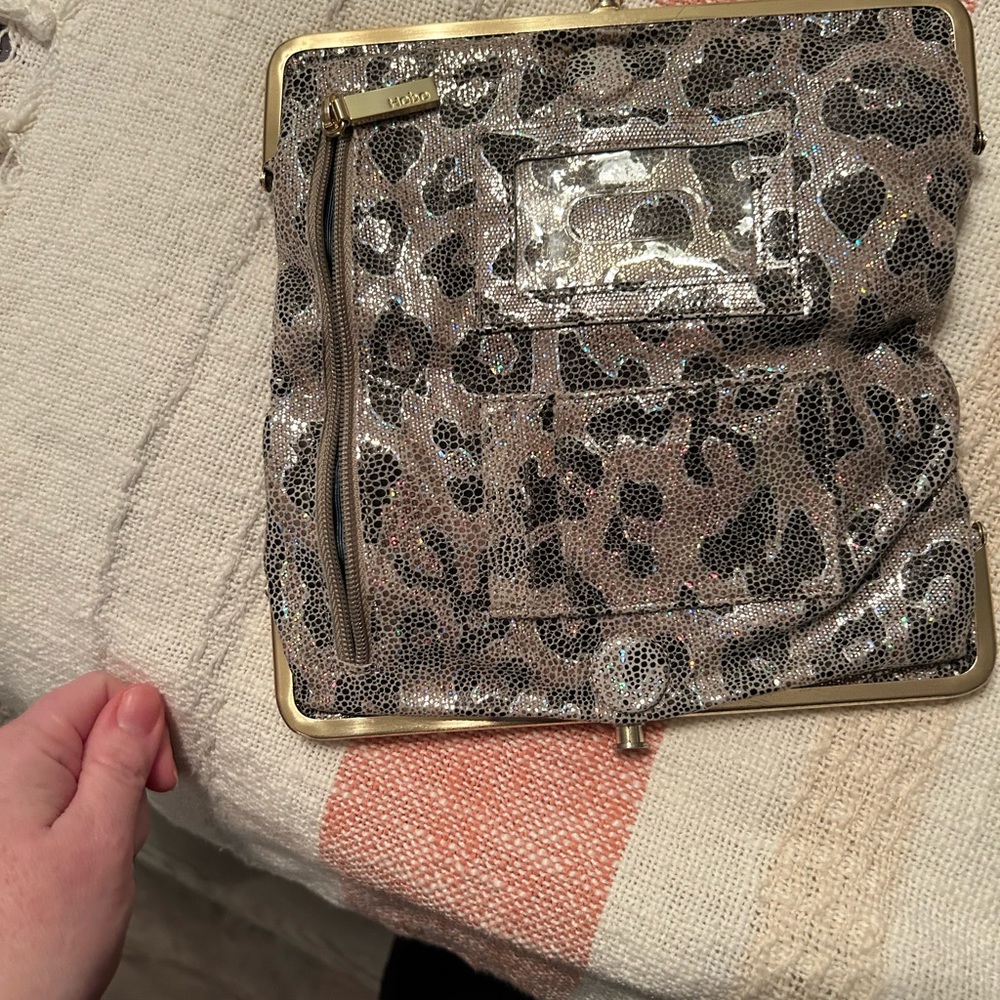 Hobo Lauren wallet. Used - Picture 7 of 8